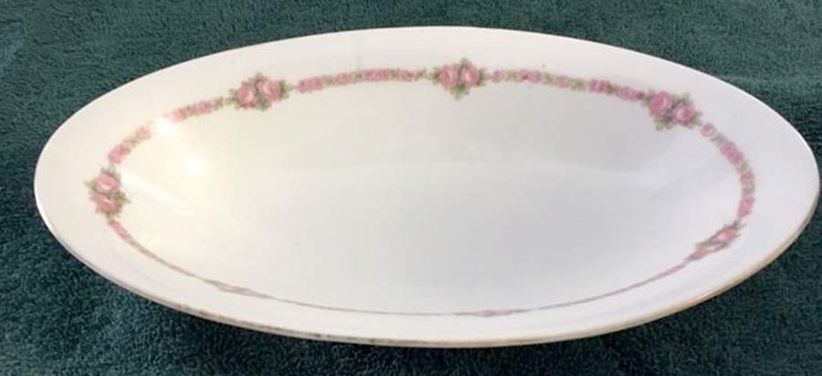 5761 9" Oval Vegetable Bowl by Altrohlau-1