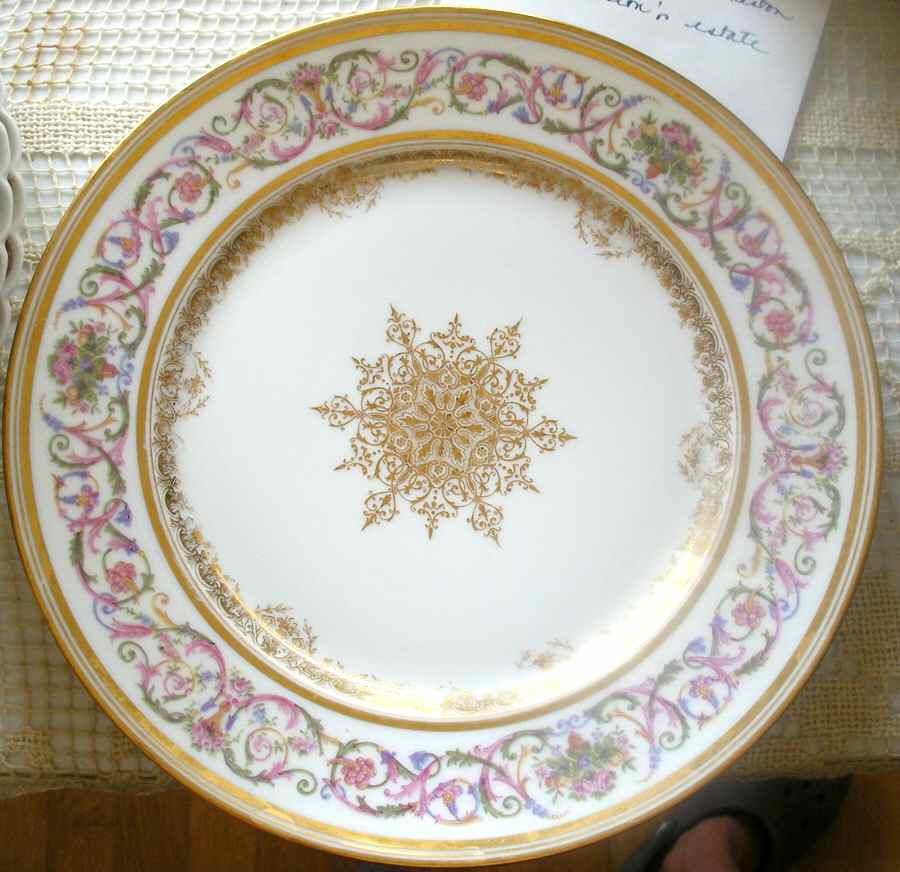 AHR815 Dinner Plate by Charles Ahrenfeldt-1