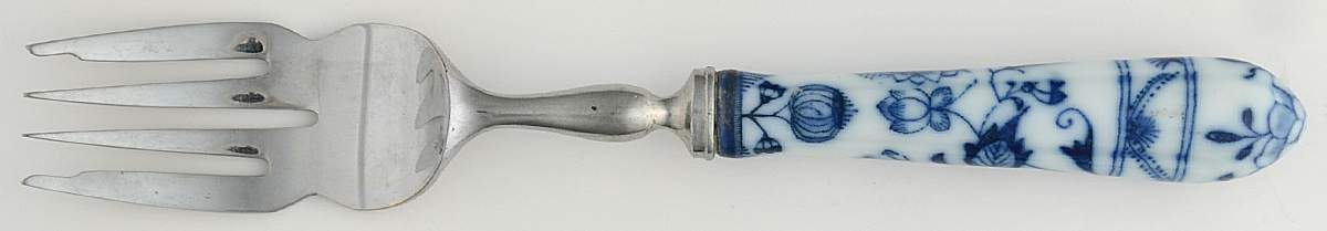 Floraine (Blue Onion) Individual Salad Fork by A & E Lewis (Germany)-1