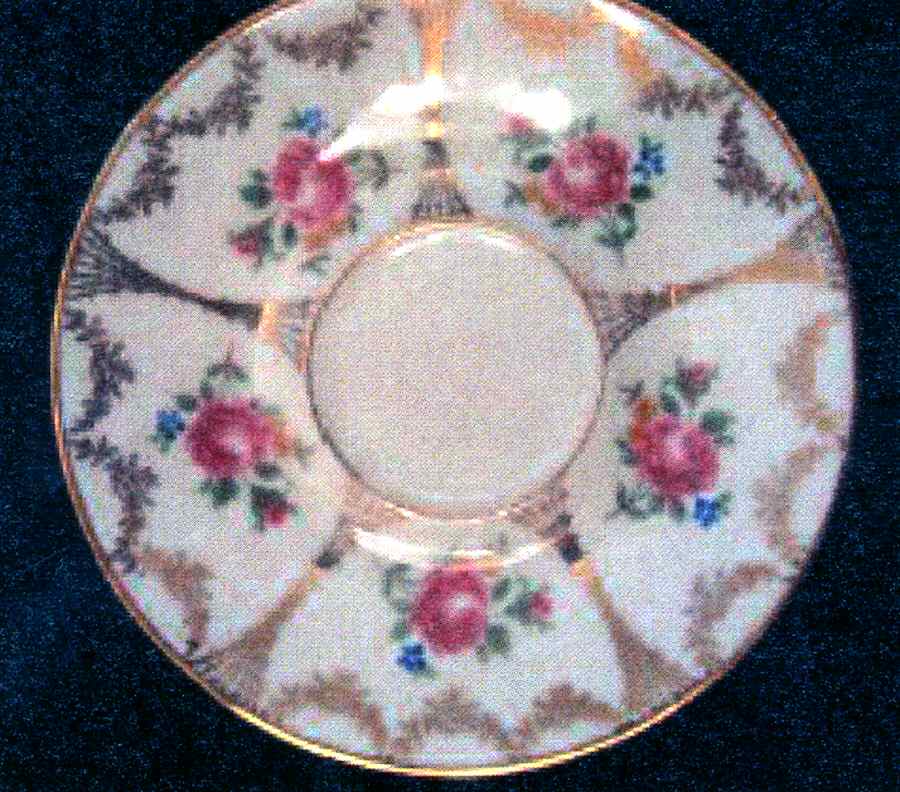 1145 Saucer by Alka-1
