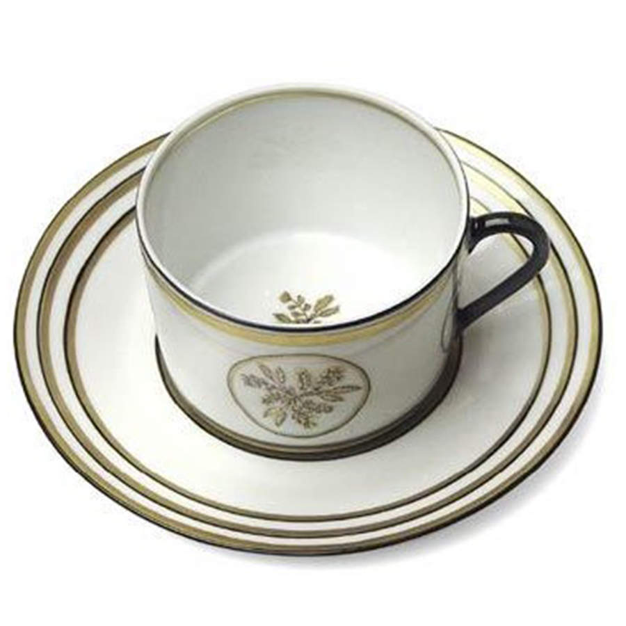Or des Airs Or des Mers Flat Cup & Saucer Set by Alberto Pinto-1