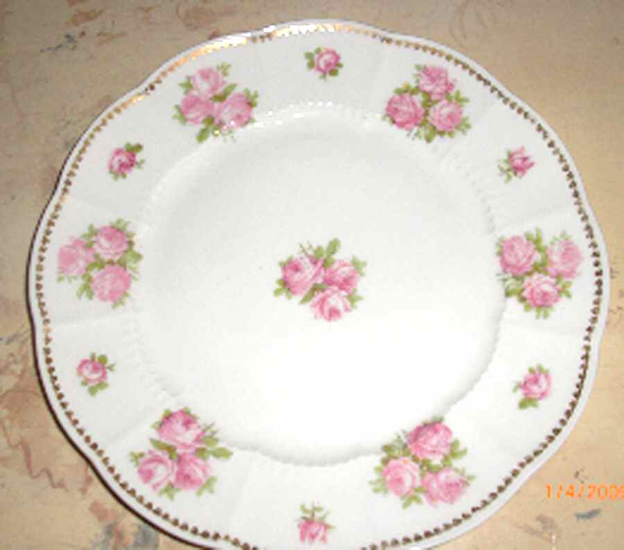 AHR831 Dinner Plate by Charles Ahrenfeldt-1
