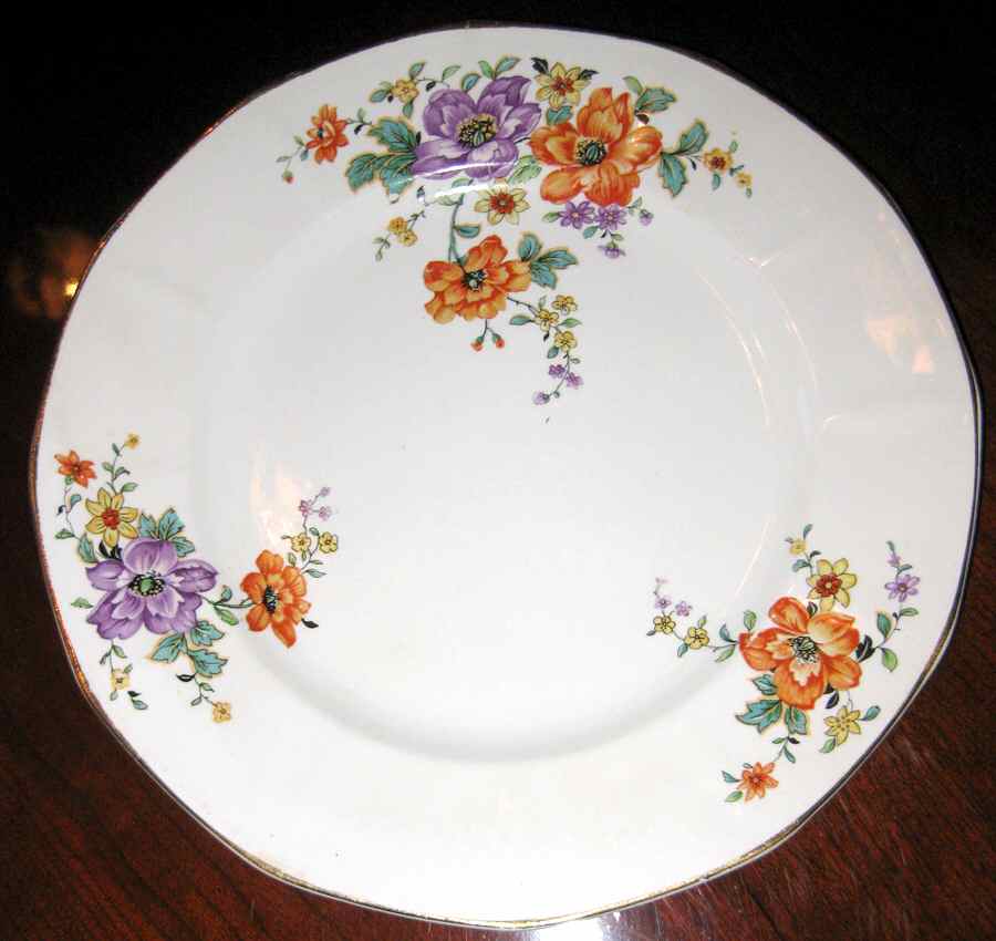 1725 Dinner Plate by Albright-1