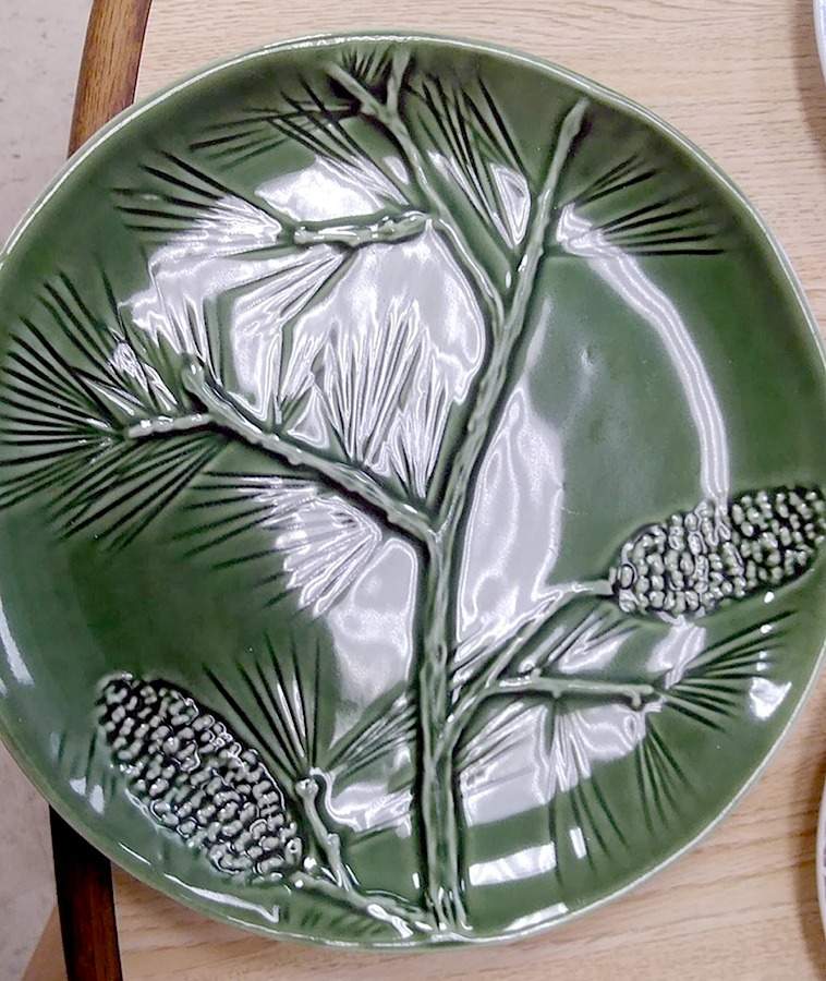 Evergreen Dinner Plate by Ambiance-1