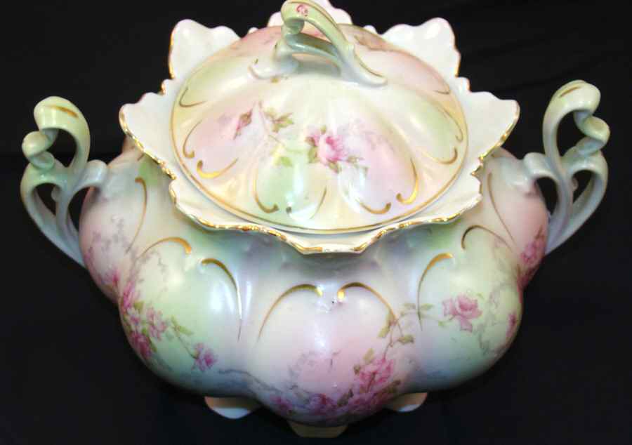 933 Sugar Bowl & Lid by Altrohlau-1