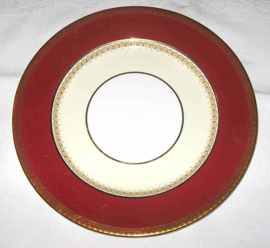 B641 Dinner Plate by John  Aynsley & Sons-1