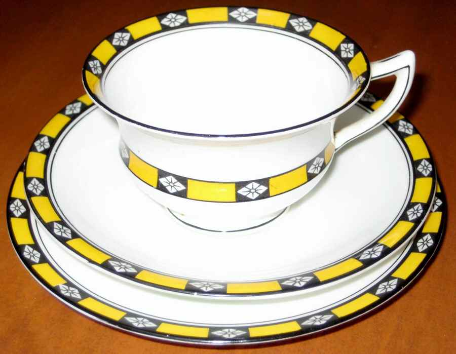 AYN197 Footed Cup & Saucer Set by John  Aynsley & Sons-1