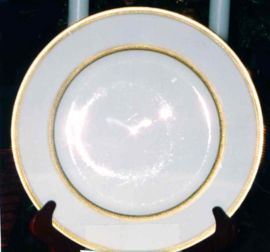 AHR838 Luncheon Plate by Charles Ahrenfeldt-1