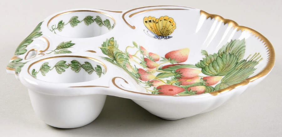 Giftware 3 Piece Strawberry Dish, Base Only by Anna Weatherley-1