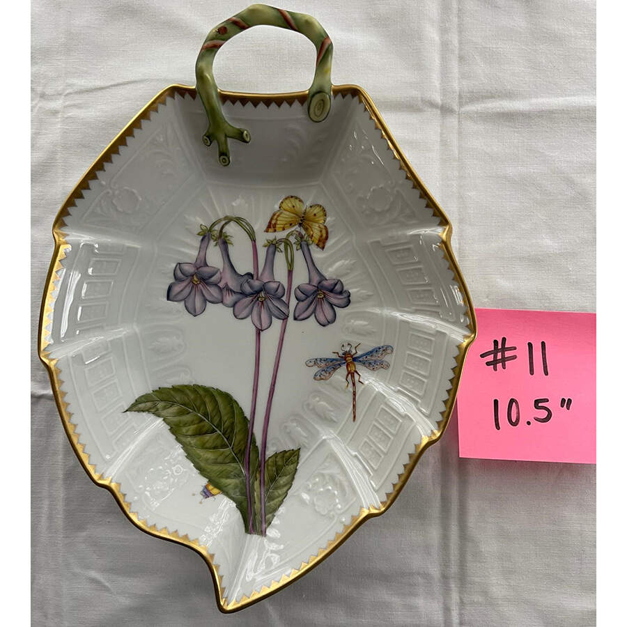 Giftware 10" Leaf Dish by Anna Weatherley-1