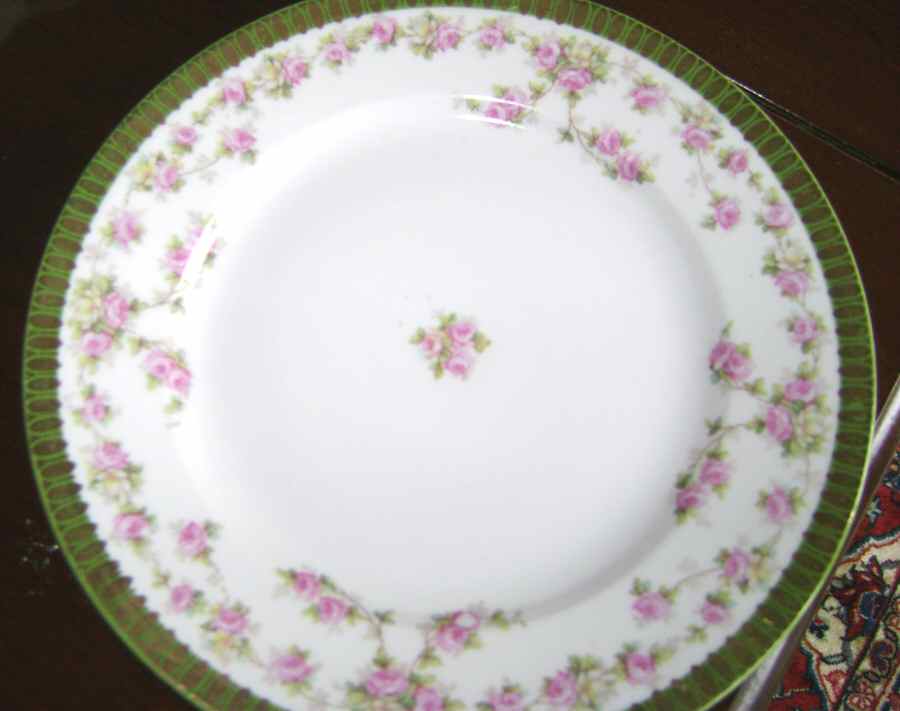 AHR843 Dinner Plate by Charles Ahrenfeldt-1