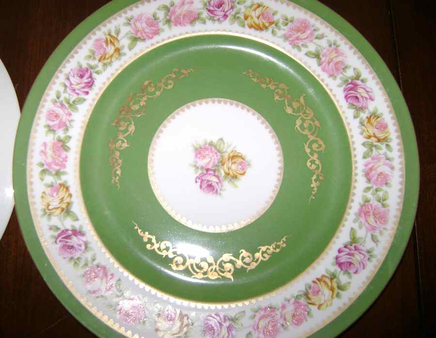 AHR844 Dinner Plate by Charles Ahrenfeldt-1