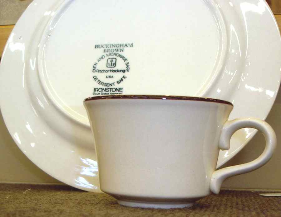 Buckingham Brown Flat Cup by Anchor Hocking-1