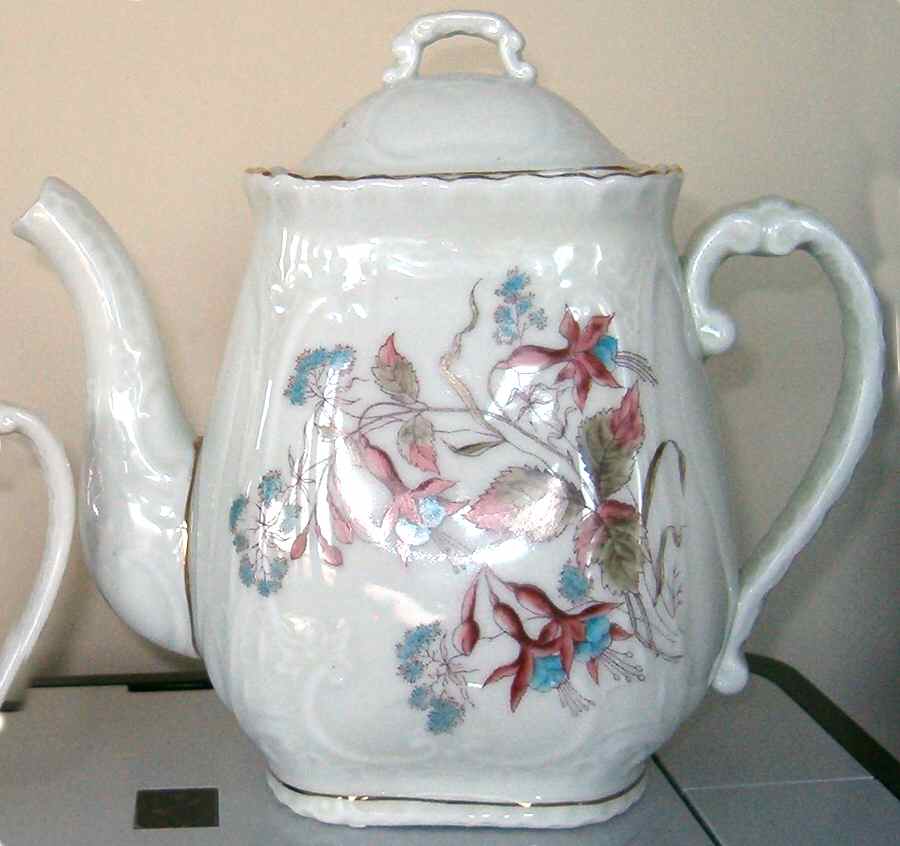 2368 Coffee Pot & Lid by Austria-1