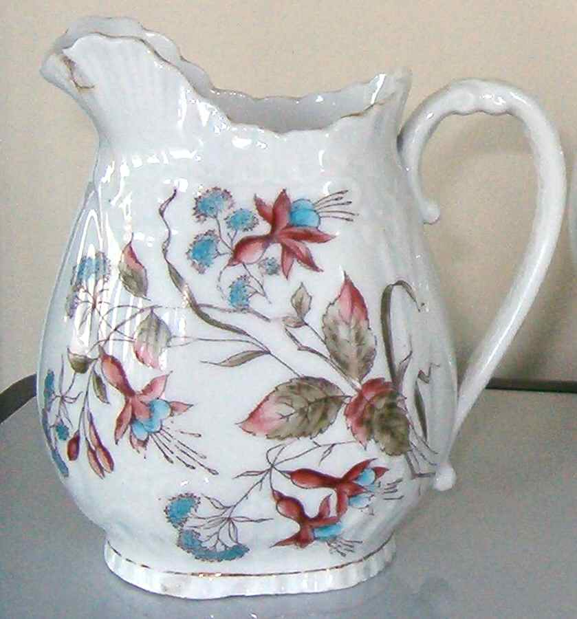 2368 Creamer by Austria-1
