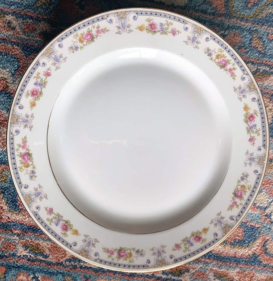 ALT611 Dinner Plate by Altrohlau-1
