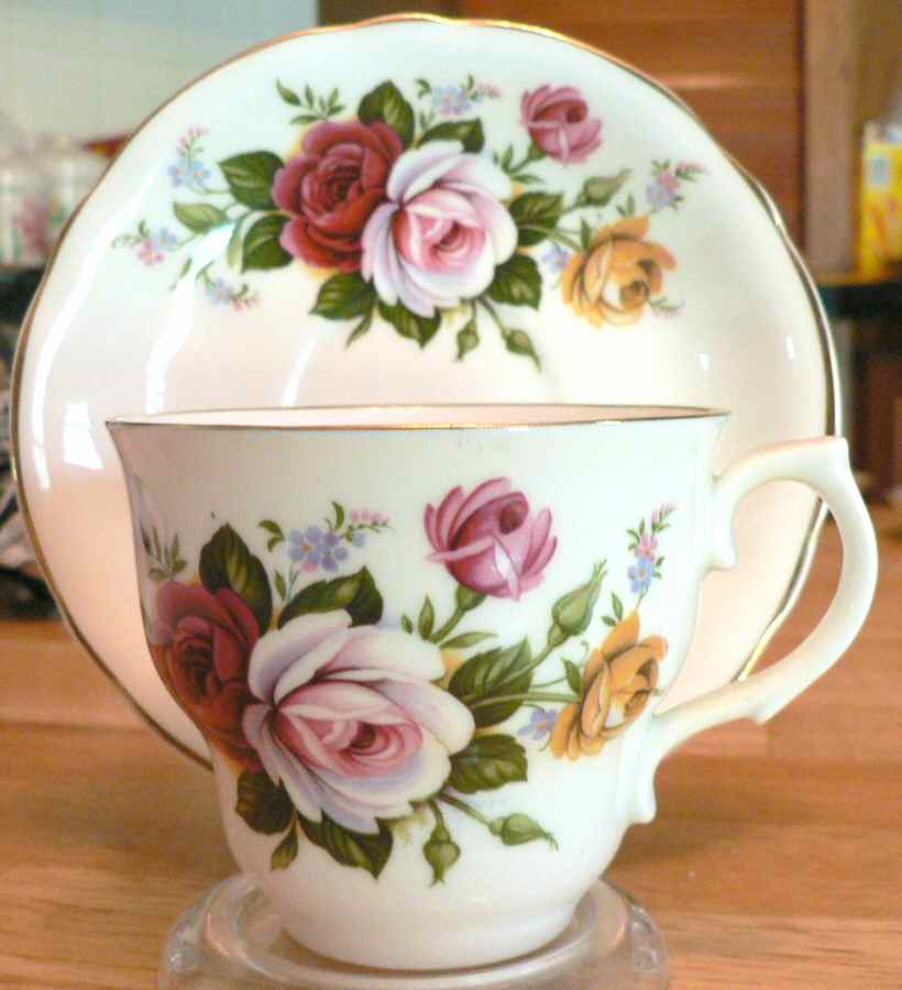 ARK47 Footed Cup & Saucer Set by Arklow-1