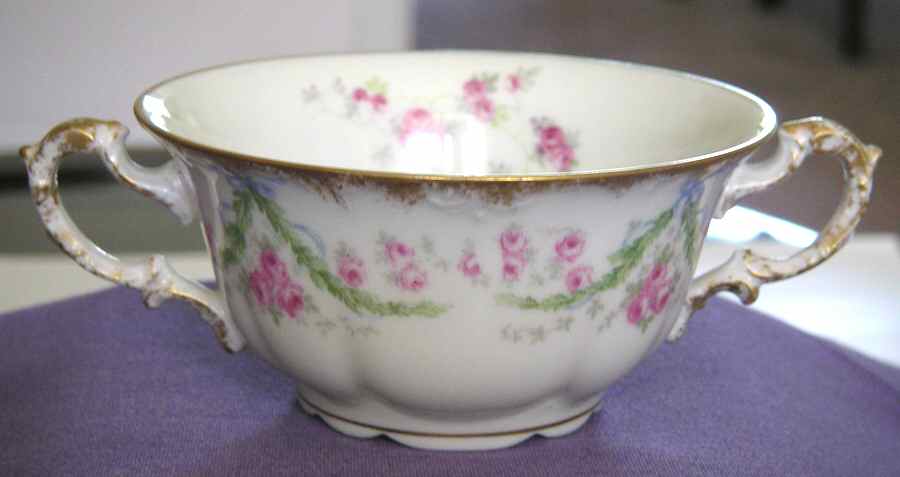 AHR854 Bouillon Cup by Charles Ahrenfeldt-1