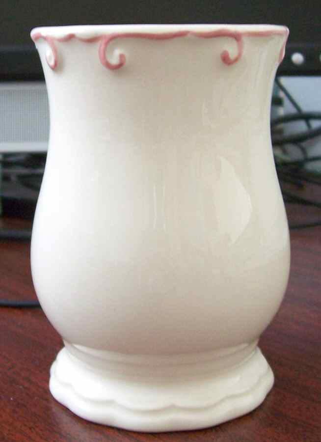 Melrose Toothbrush Holder by Laura Ashley-1