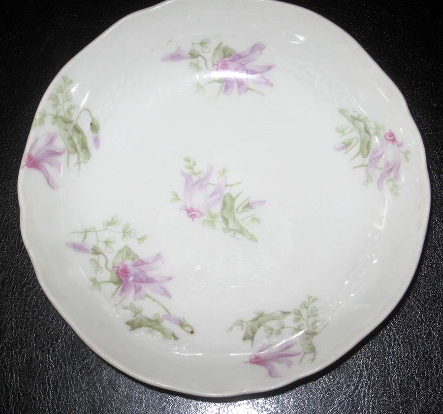 AHR863 Fruit/Dessert (Sauce) Bowl by Charles Ahrenfeldt-1