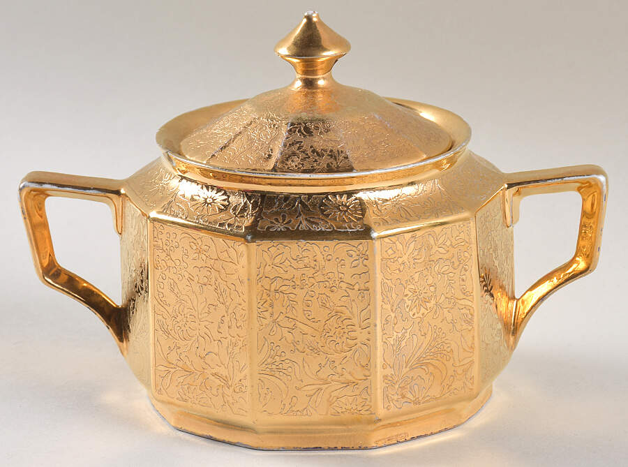 ARZ228 Sugar Bowl & Lid by Arzberg-1