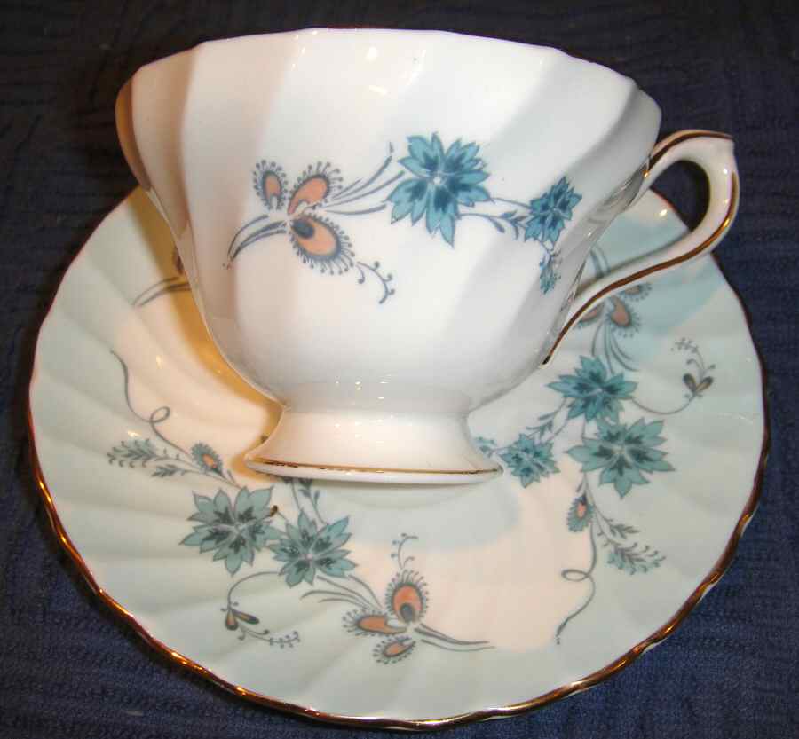 AYN205 Footed Cup & Saucer Set by John  Aynsley & Sons-1