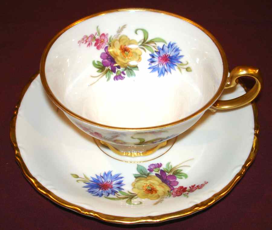 Meissen Footed Cup & Saucer Set by Alka-1