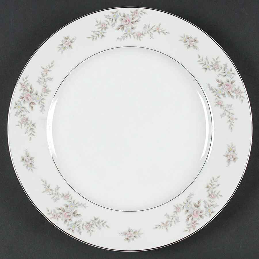 Chateau Dinner Plate by Arlen-1