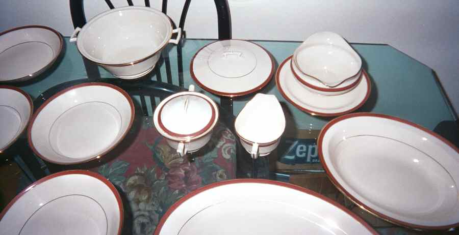 Belmar Red Creamer by Art China-1
