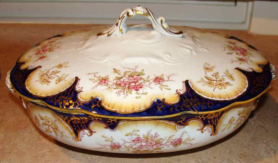 Sarah Round Covered Vegetable by Ashworth Bros-1