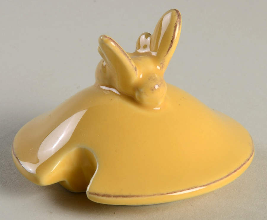 Bumble Bee Lid for Sugar Bowl by ARTEflorum-1