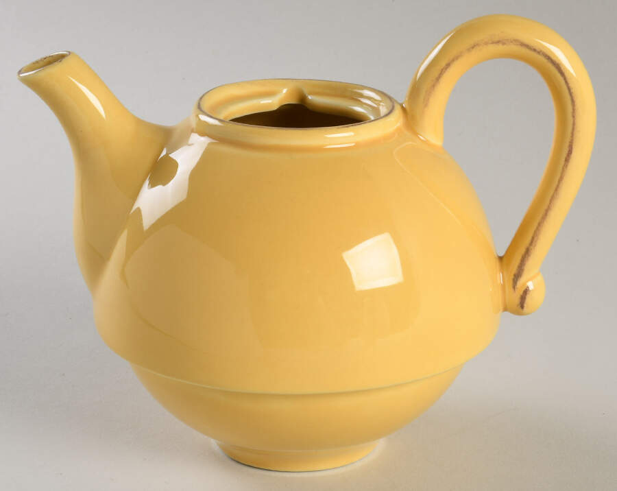 Bumble Bee Individual Teapot with Cup Teapot No Lid by ARTEflorum-1