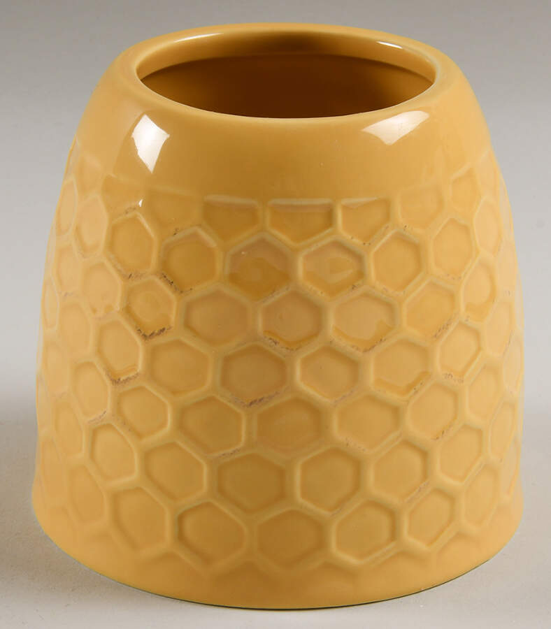 Bumble Bee Honey Pot No Lid by ARTEflorum-1