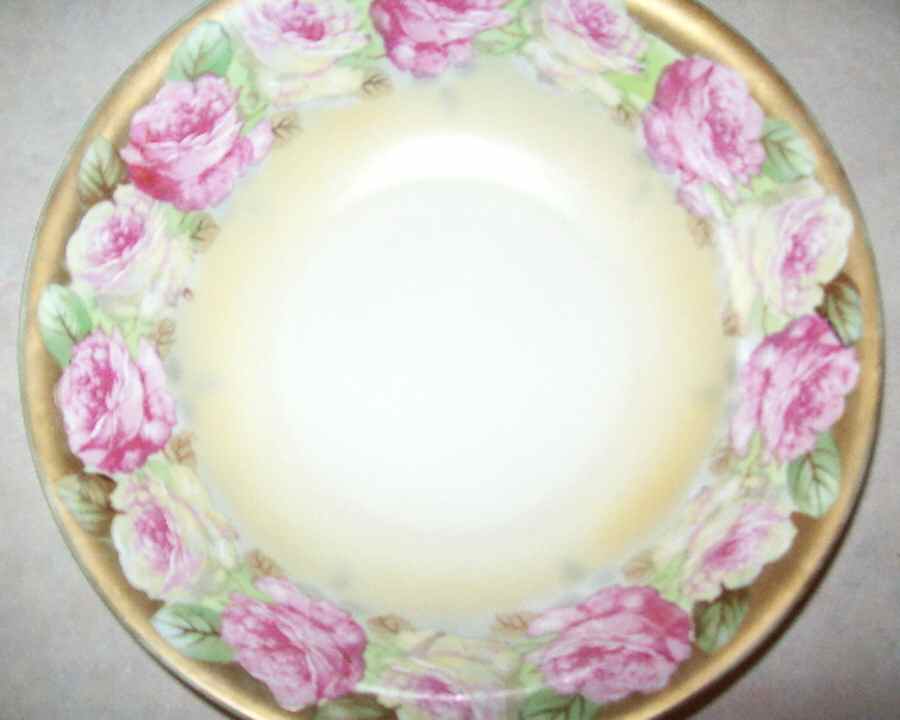 A2420 9" Round Vegetable Bowl by Altrohlau-1
