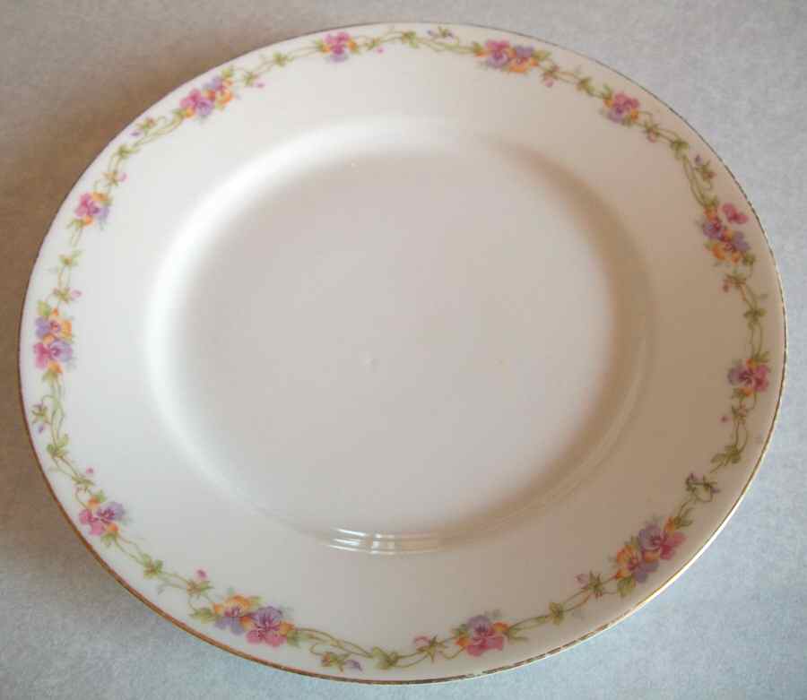ALT635 Dinner Plate by Altrohlau-1