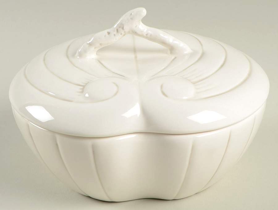 Waverly Shell Covered Soup Bowl by American Atelier-1