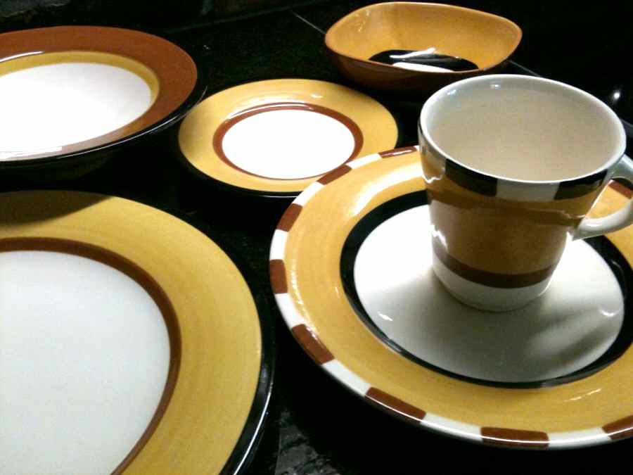 AWX2 Dinner Plate by Americaware-1