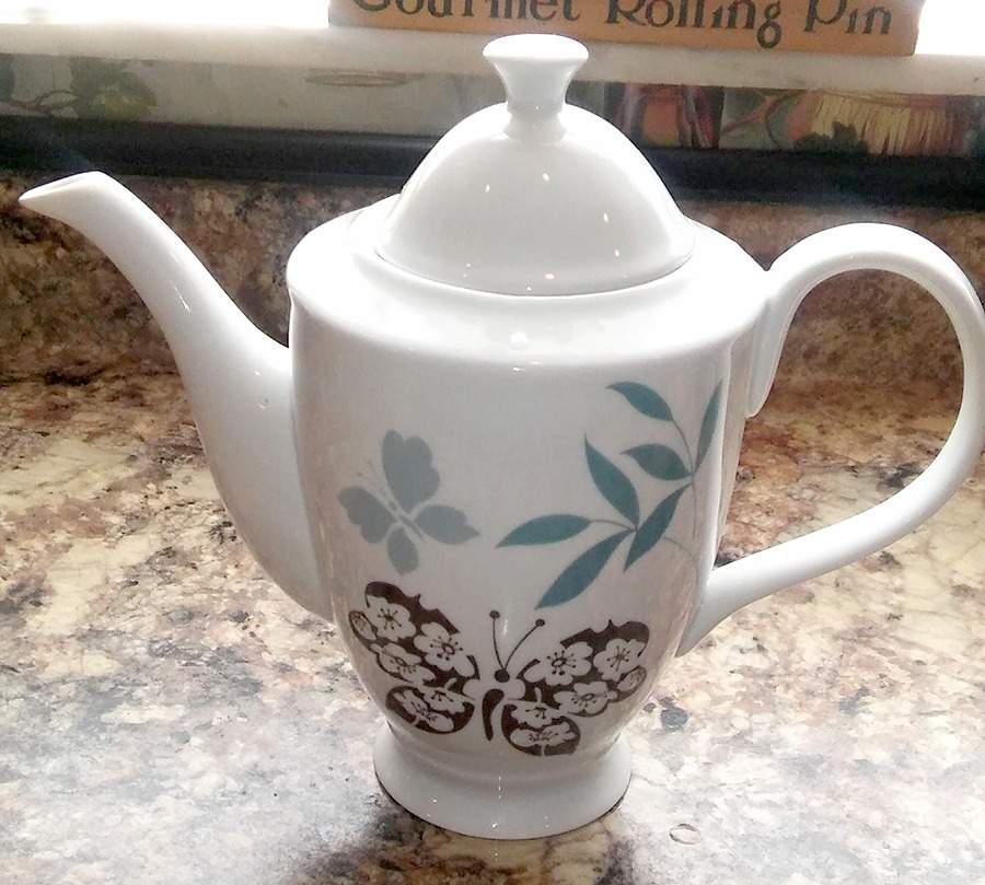Nottingham Coffee Pot & Lid by Laura Ashley-1