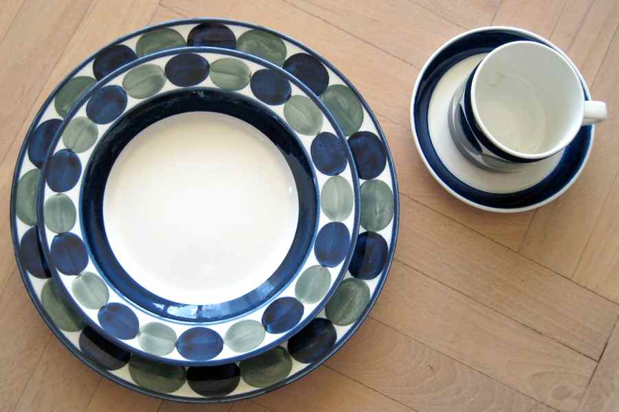 ARA148 Salad Plate by Arabia of Finland-1