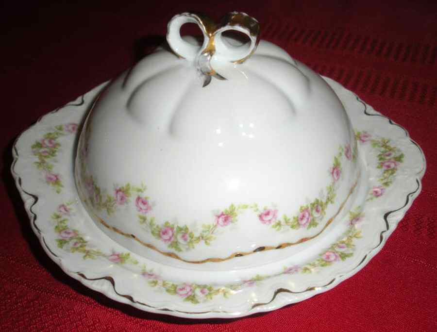 3211 Round Covered Butter by Altrohlau-1