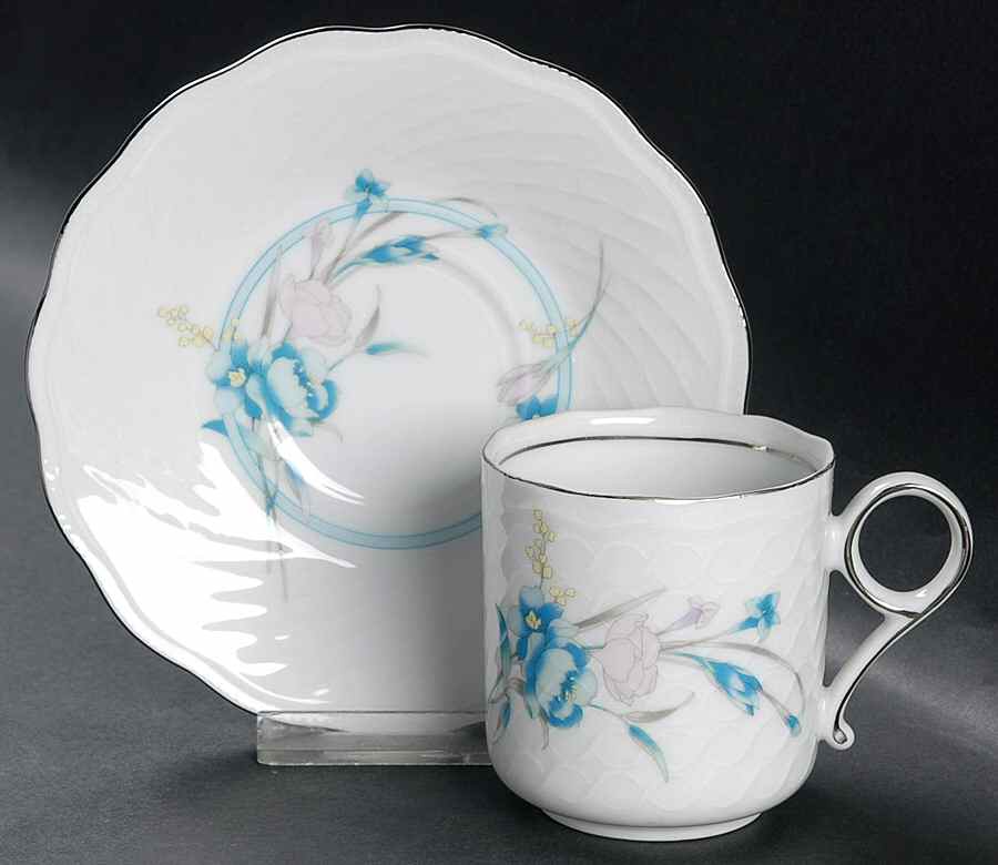 Bluesette Flat Cup & Saucer Set by Arlen-1
