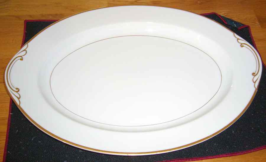 AIC38 12" Oval Serving Platter by Aichi-1