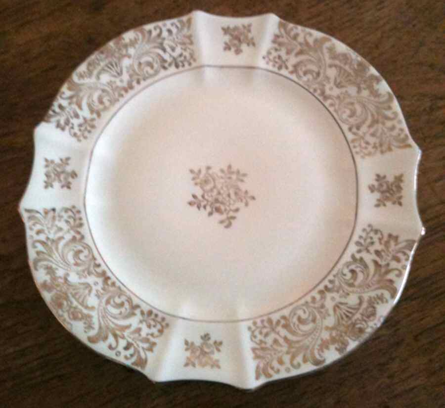 870 Dinner Plate by Alka-1