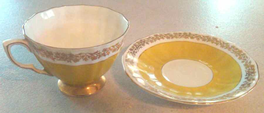 H1340 Footed Cup & Saucer Set by Adderley-1