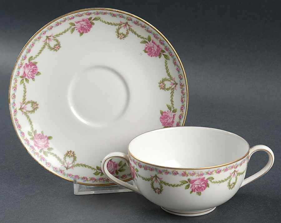 AHR911 Footed Bouillon Cup & Saucer by Charles Ahrenfeldt-1