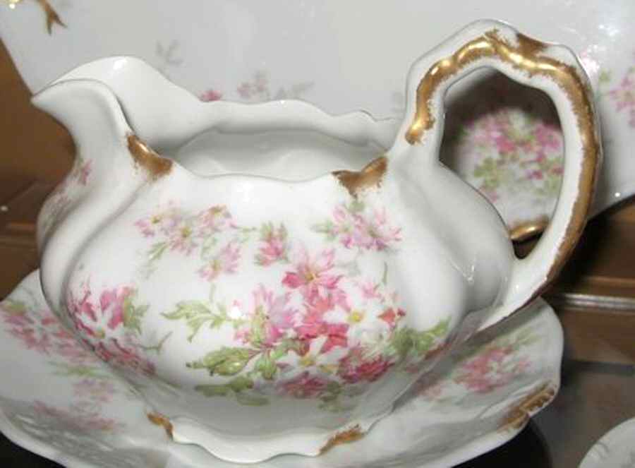 AHR914 Creamer by Charles Ahrenfeldt-1