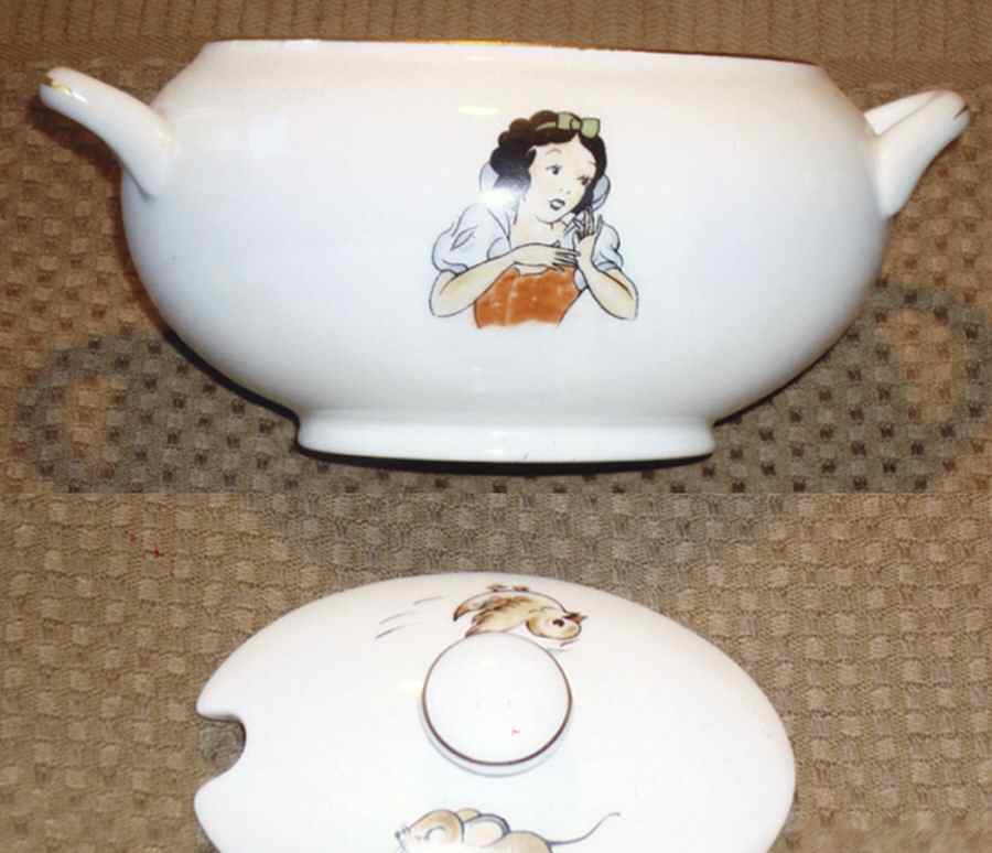 ARA151 Toy Tureen & Lid by Arabia of Finland-1
