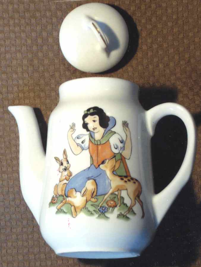 ARA151 Toy Coffee Pot and Lid by Arabia of Finland-1