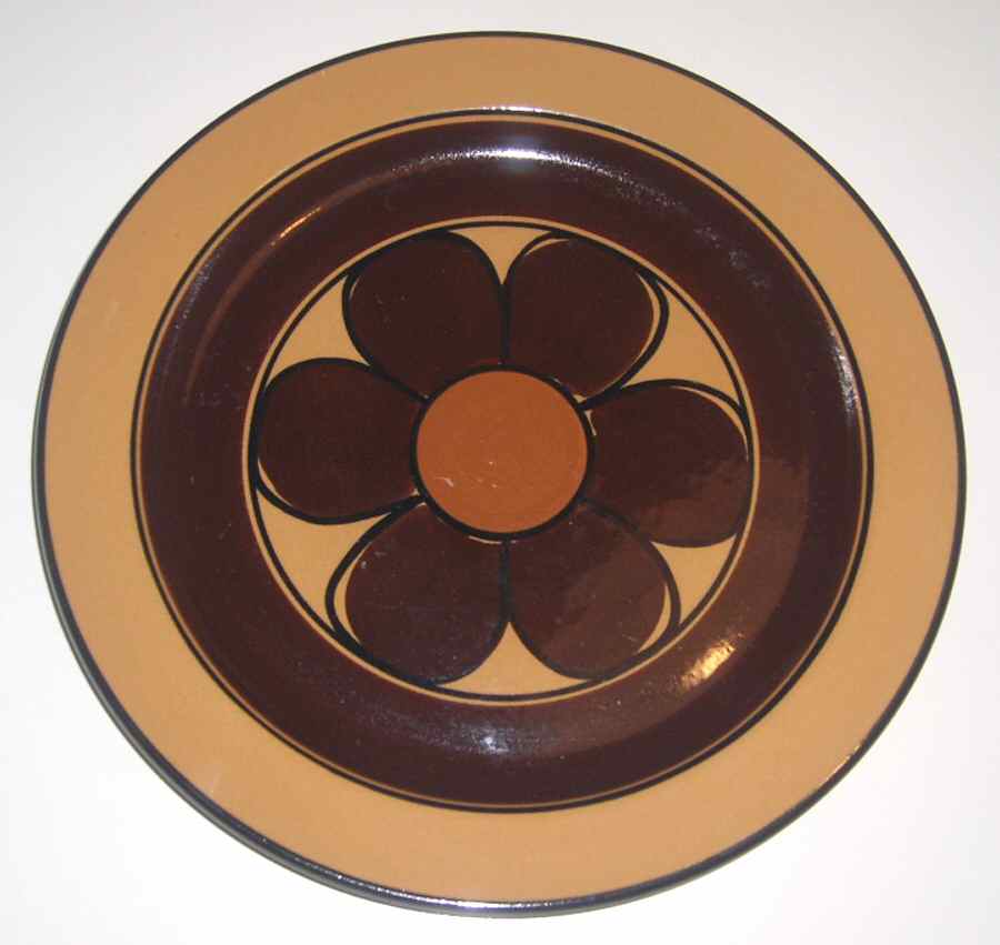 ARA152 12" Chop Plate (Round Platter) by Arabia of Finland-1