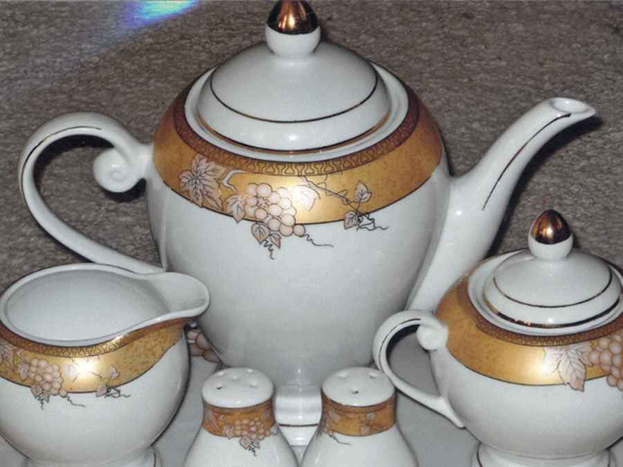 AJZ2 Teapot & Lid by Alpine Cuisine-1